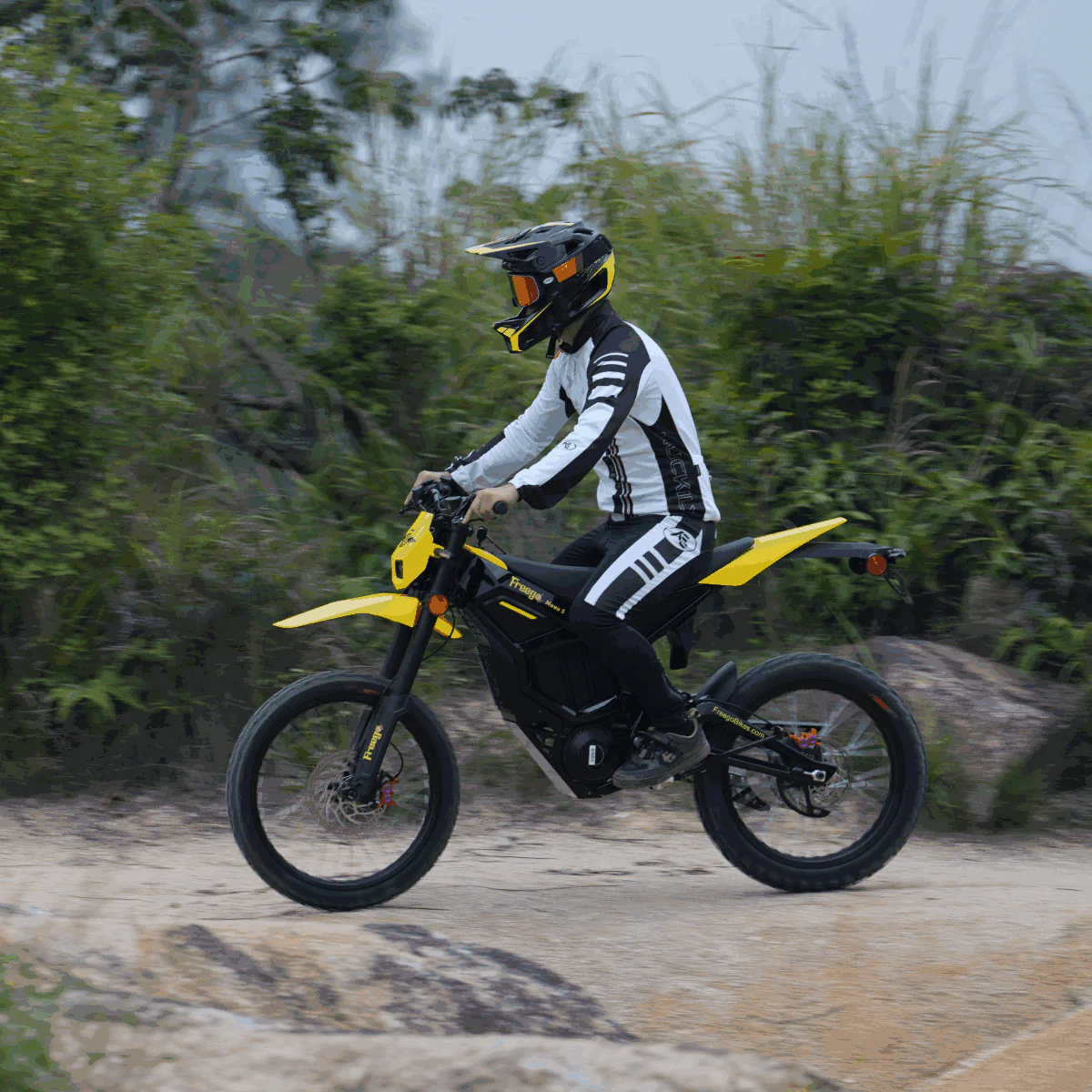 Freego Nova 5 / Nova 5 Pro Mid-Drive Off-Road Electric Dirt Bike - Image 14