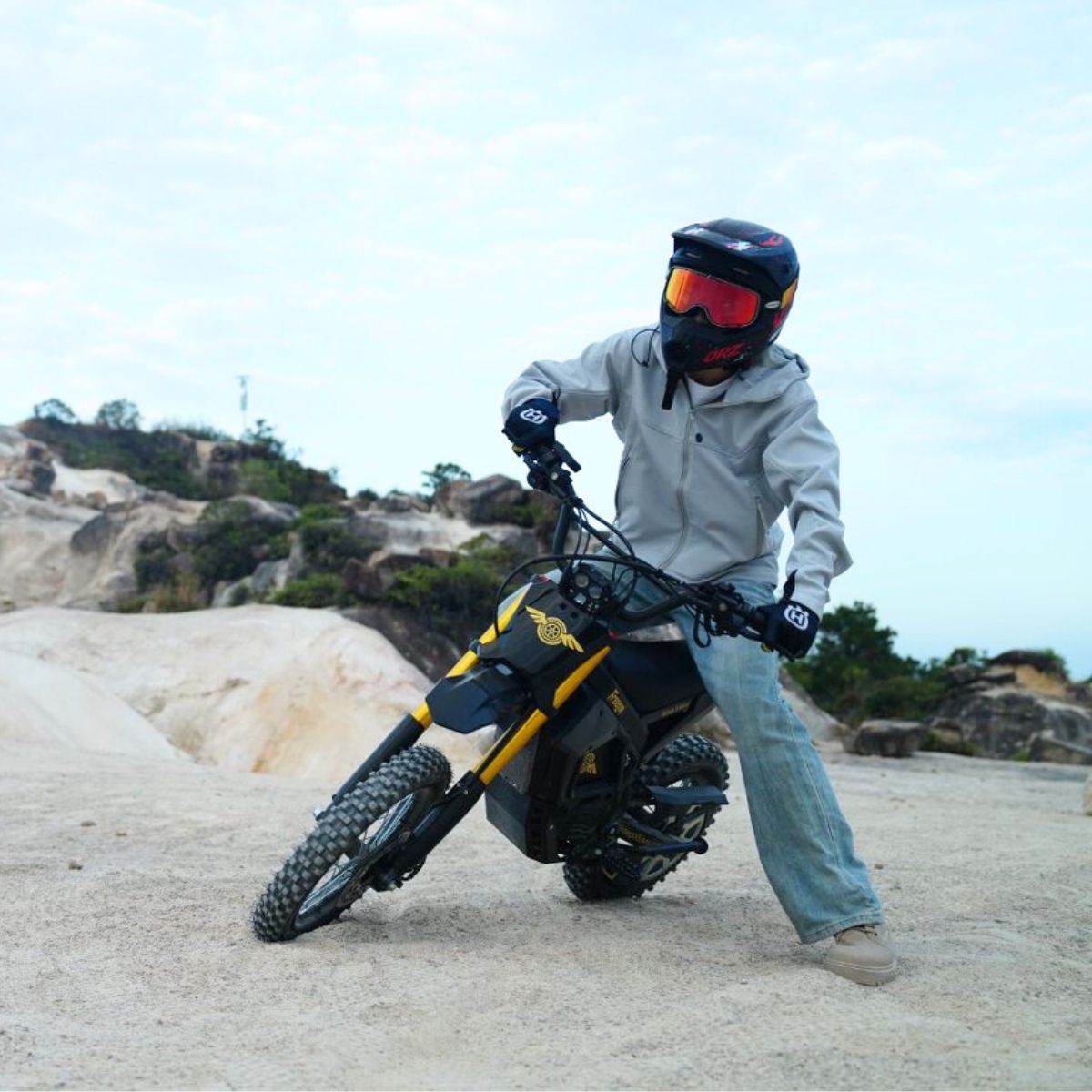 Freego Nova 5 Mini Ebike for Teens and Adults - Image 11