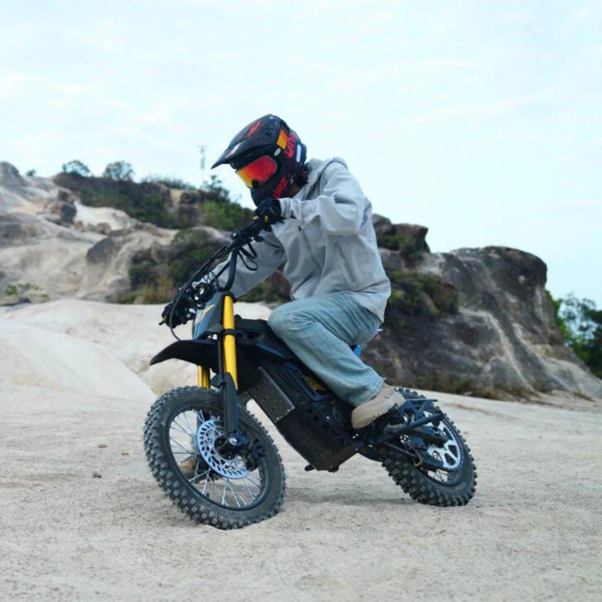 Freego Nova 5 Mini Ebike for Teens and Adults - Image 6