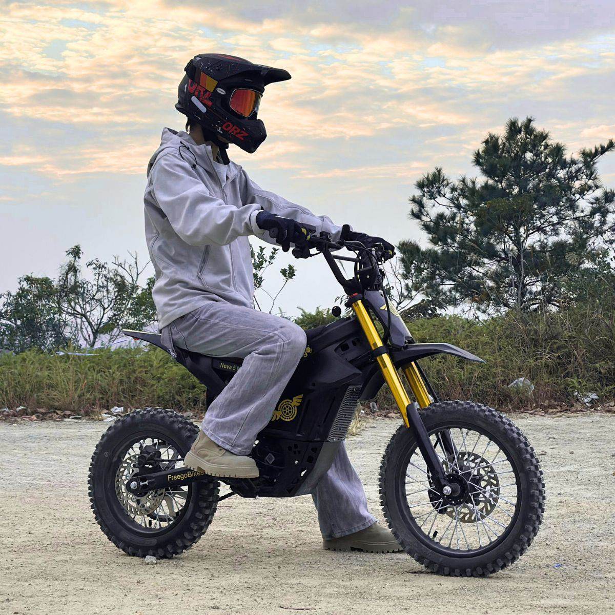 Freego Nova 5 Mini Ebike for Teens and Adults - Image 8