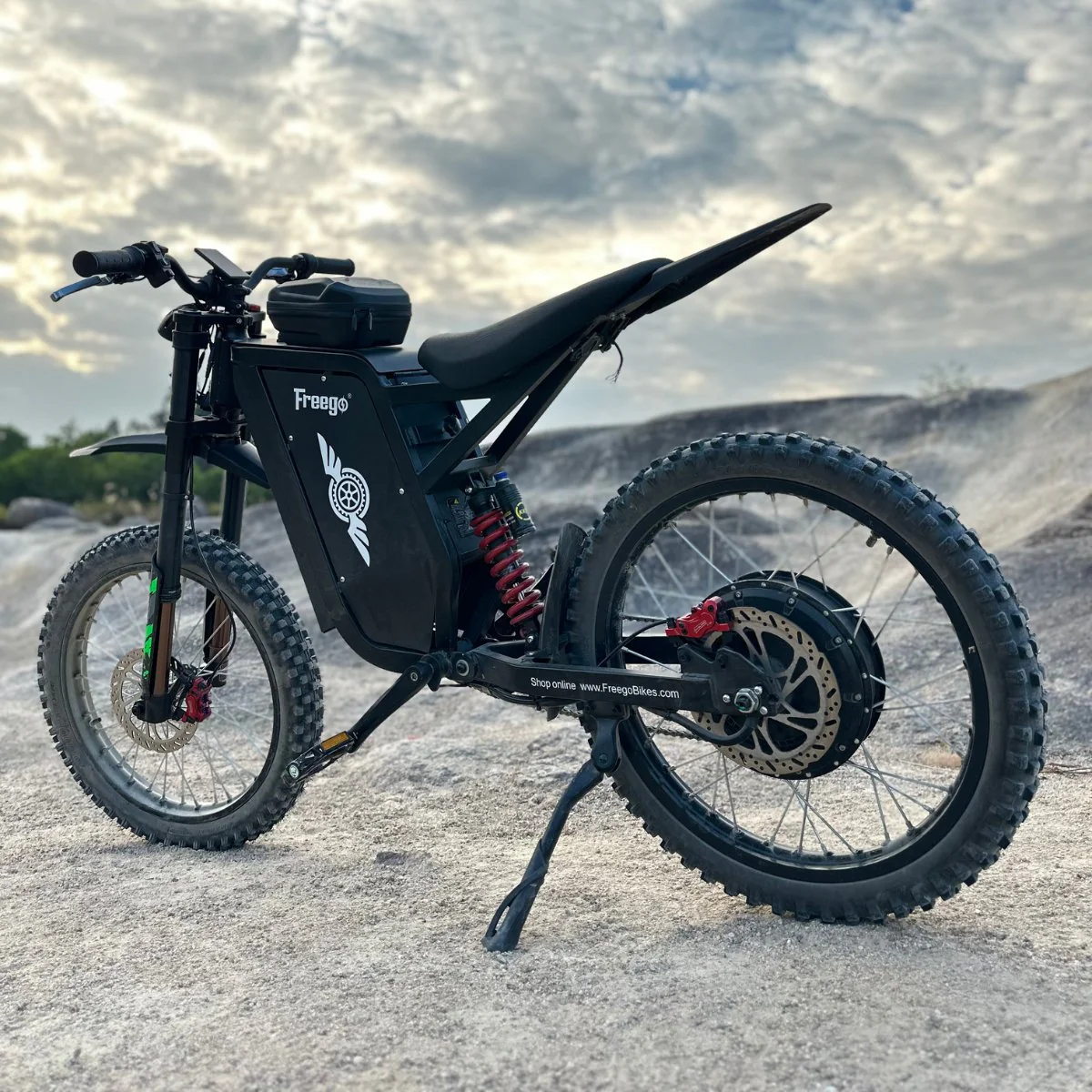 Freego X3 All-Terrain Electric Dirt Bike with Pedals - Image 8