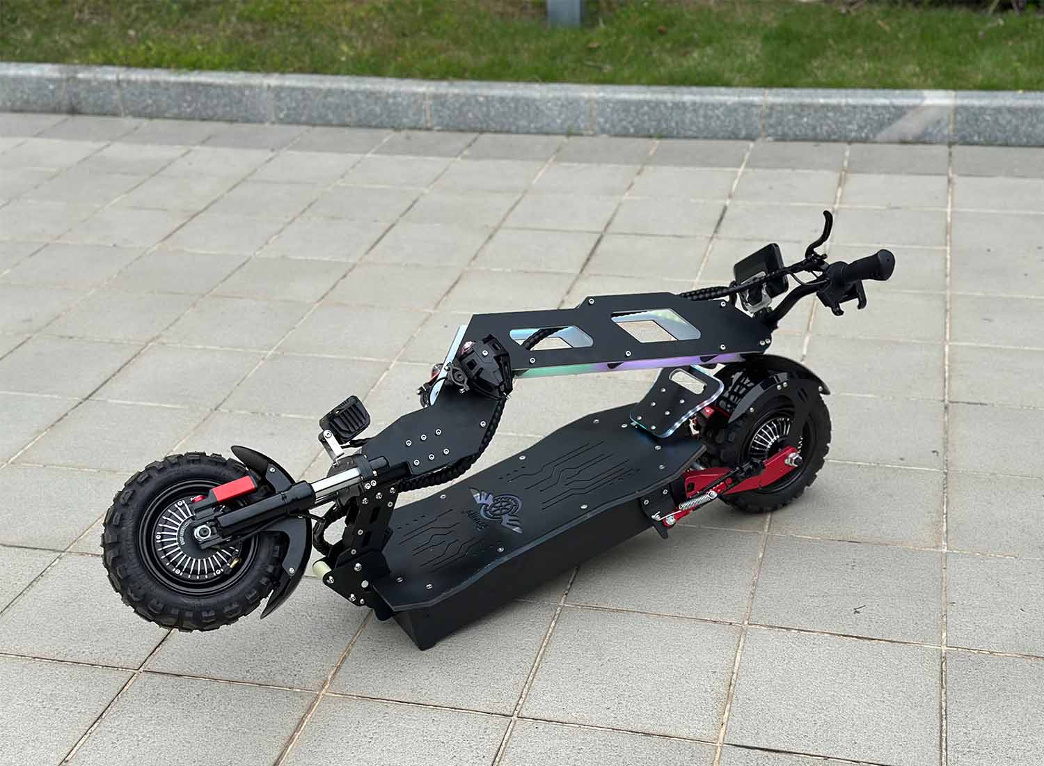 Freego D11 Landtiger Electric Scooter Foldable Dual Motor 4000W - Image 19